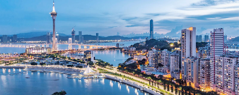 珠澳城市水岸与澳门旅游塔